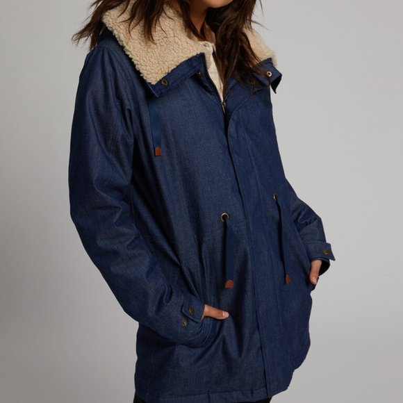 Denim-blue women's Burton Hazelton jacket: NWT, size M - Picture 1 of 10